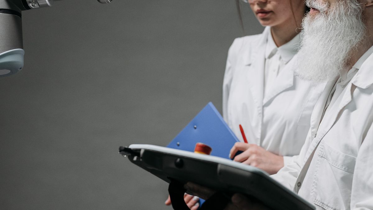 聚鑫汇国际：【快节奏棋牌博弈中的认知重构法则】
